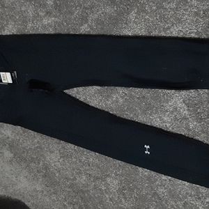 BNWT under armour heat gear print ankle crop sm